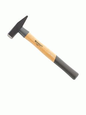 Труборезы, молотки, зубила, напильники и другие инструменты